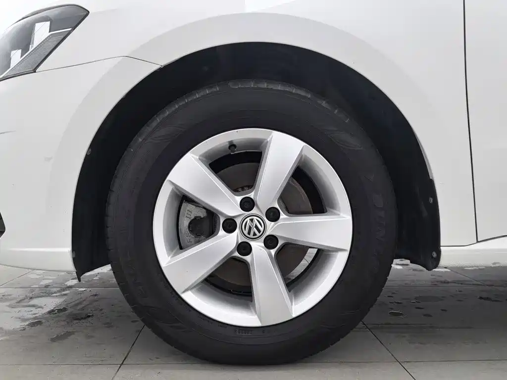 Volkswagen Lavida — миниатюра 17
