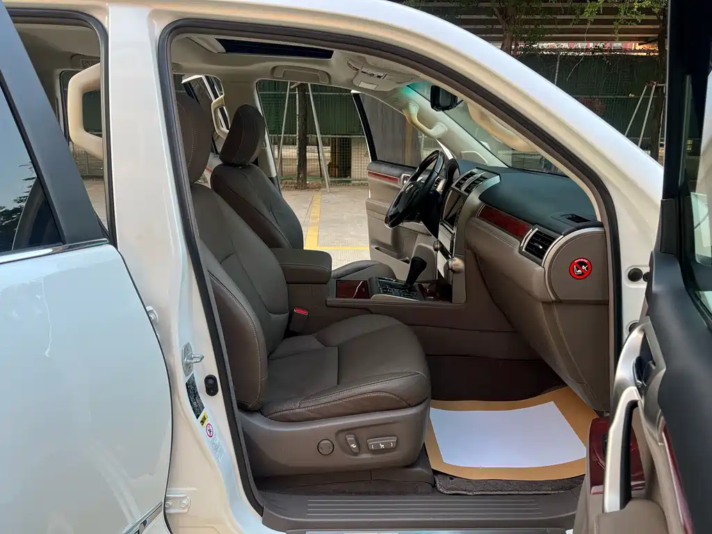 Lexus GX — миниатюра 8