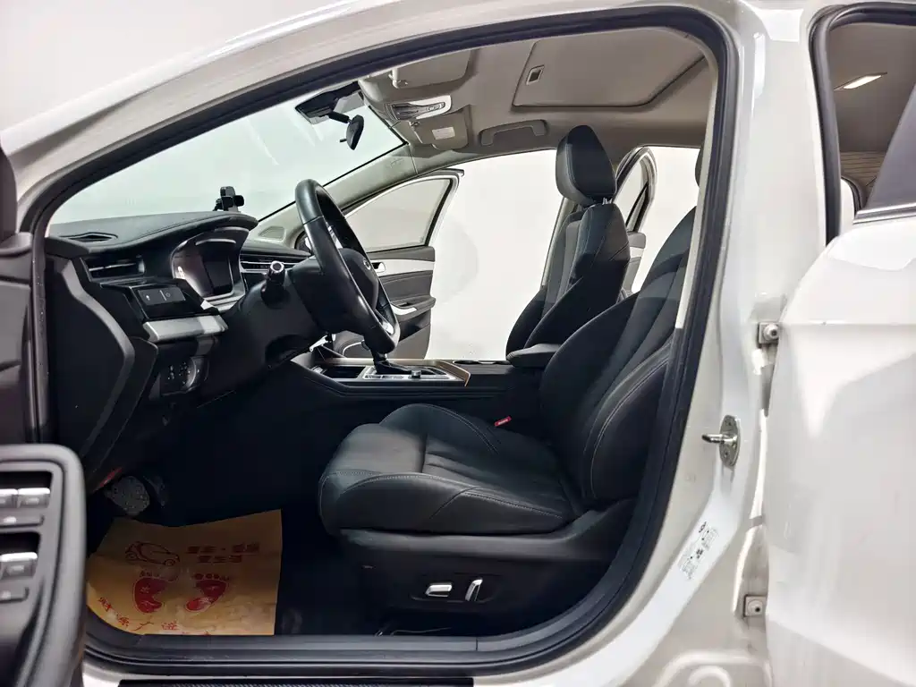 Chery Arrizo 5 PLUS — миниатюра 11