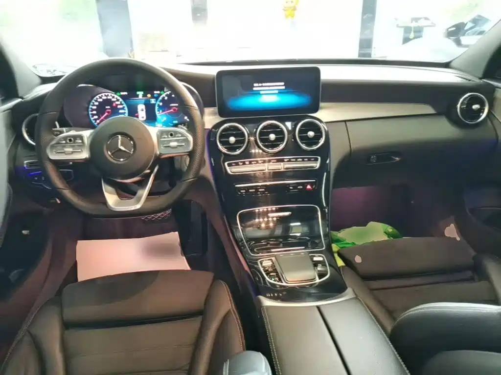 Mercedes-Benz C-Class — миниатюра 10