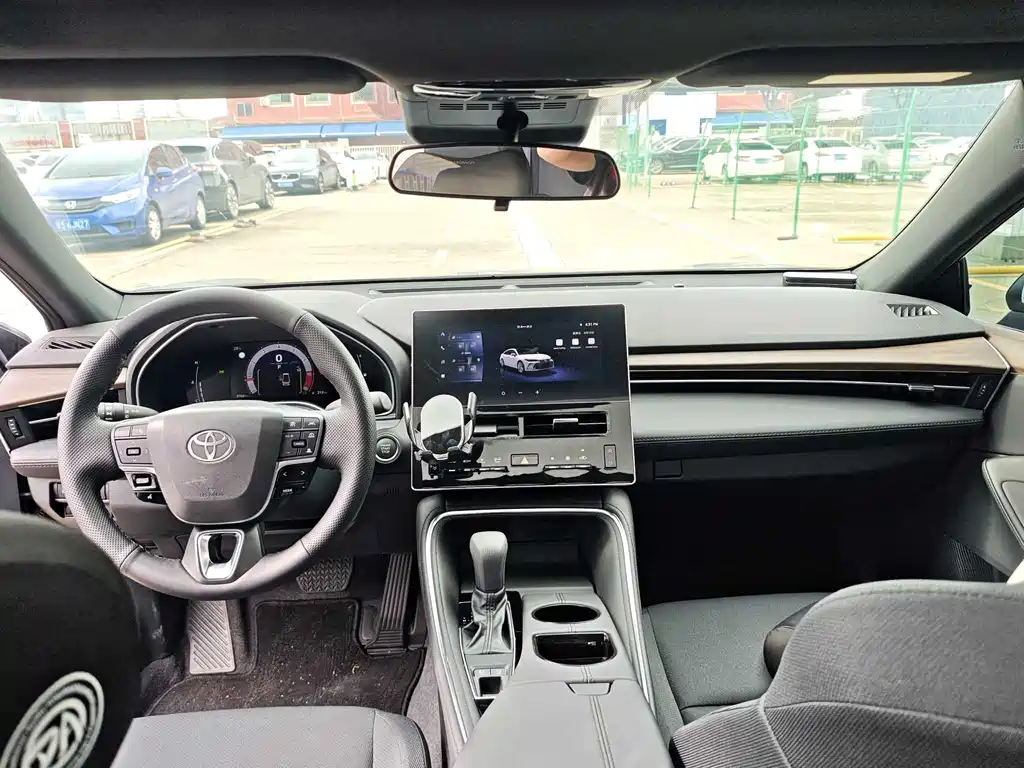 Toyota Avalon 2024 2.0L
