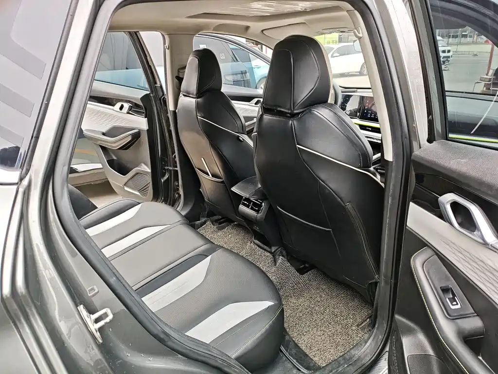 GEELY AUTOMOBILE BINYUE