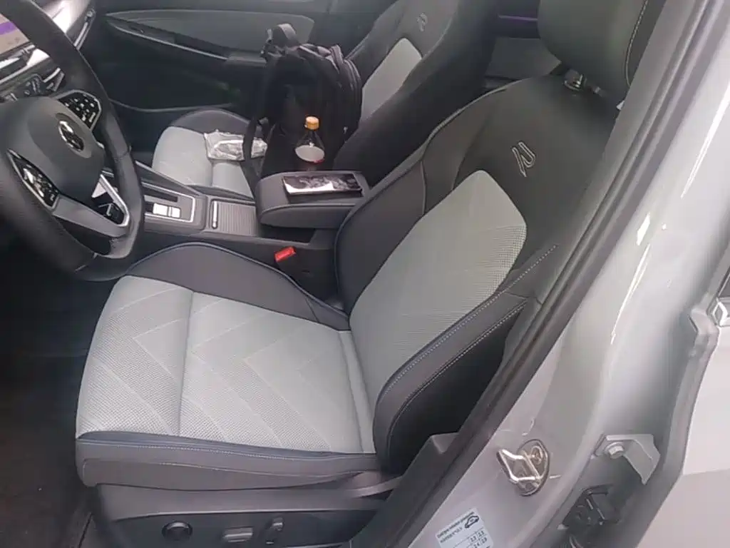 Volkswagen Golf — миниатюра 15