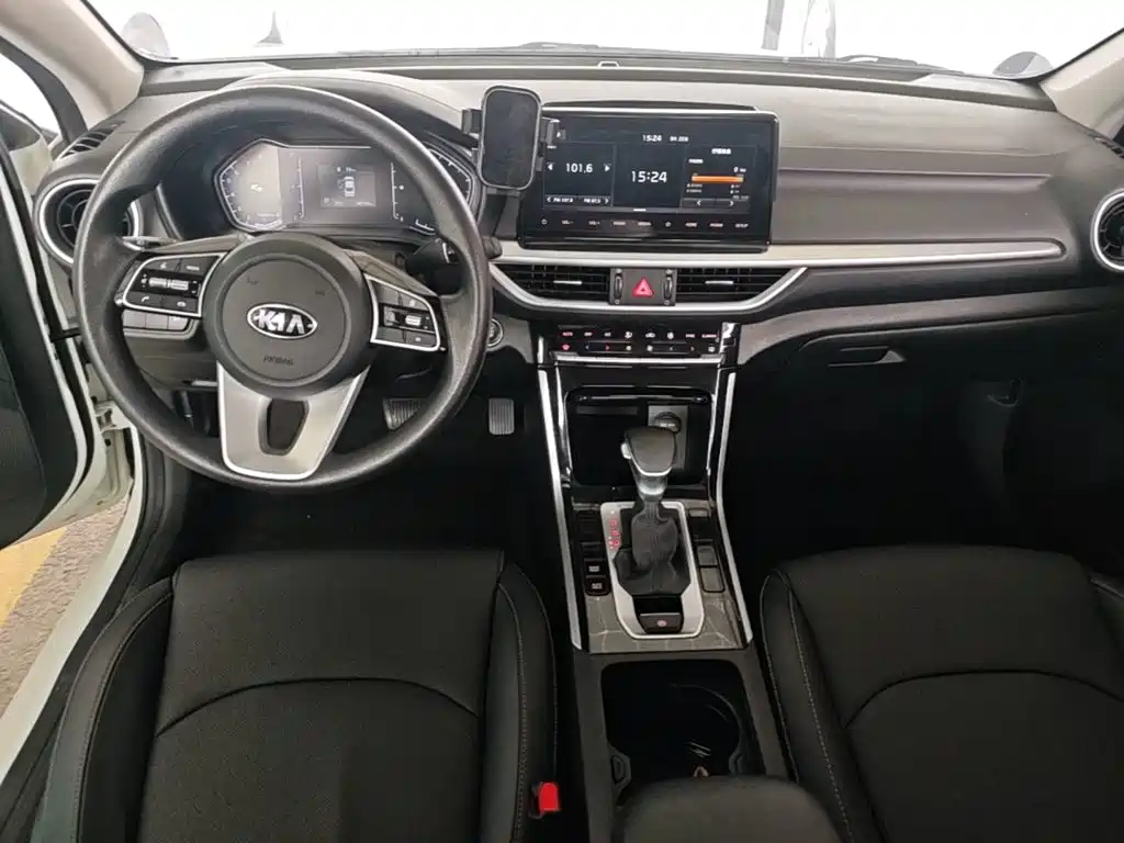 Kia K3 — миниатюра 10