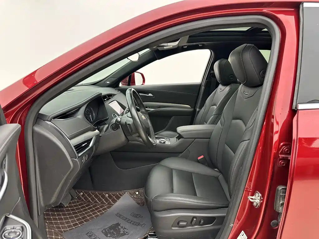 Cadillac XT4 — миниатюра 3