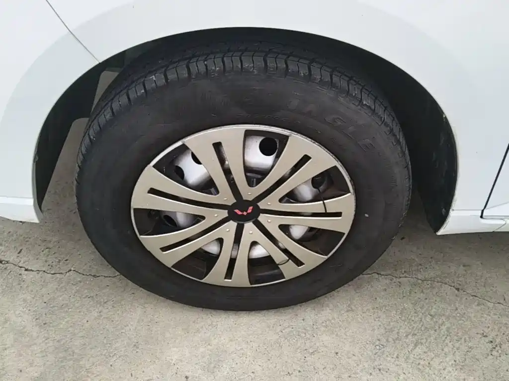 Wuling Hongguang PLUS — миниатюра 23