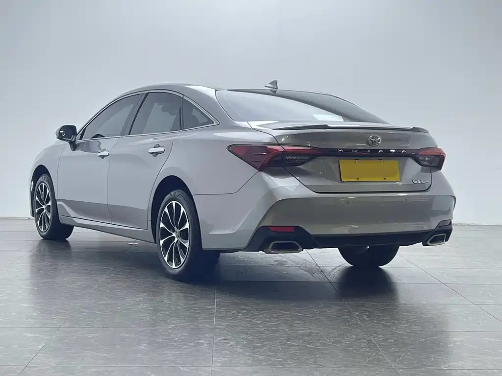 Toyota Avalon — миниатюра 6