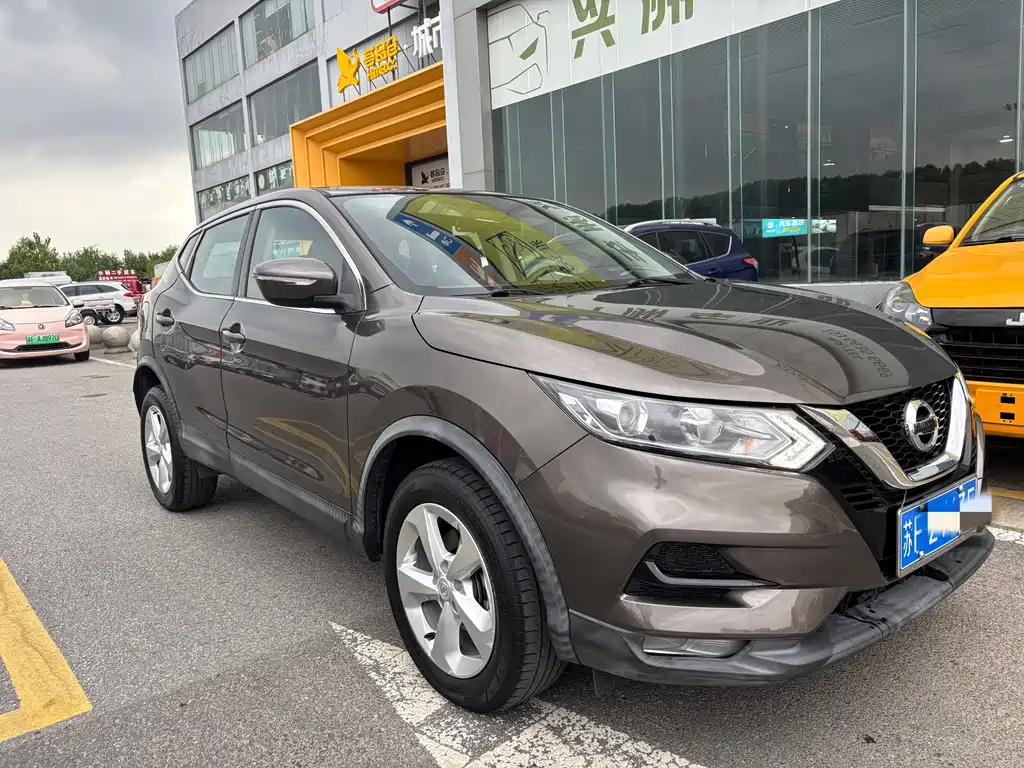 Nissan Qashqai — миниатюра 3