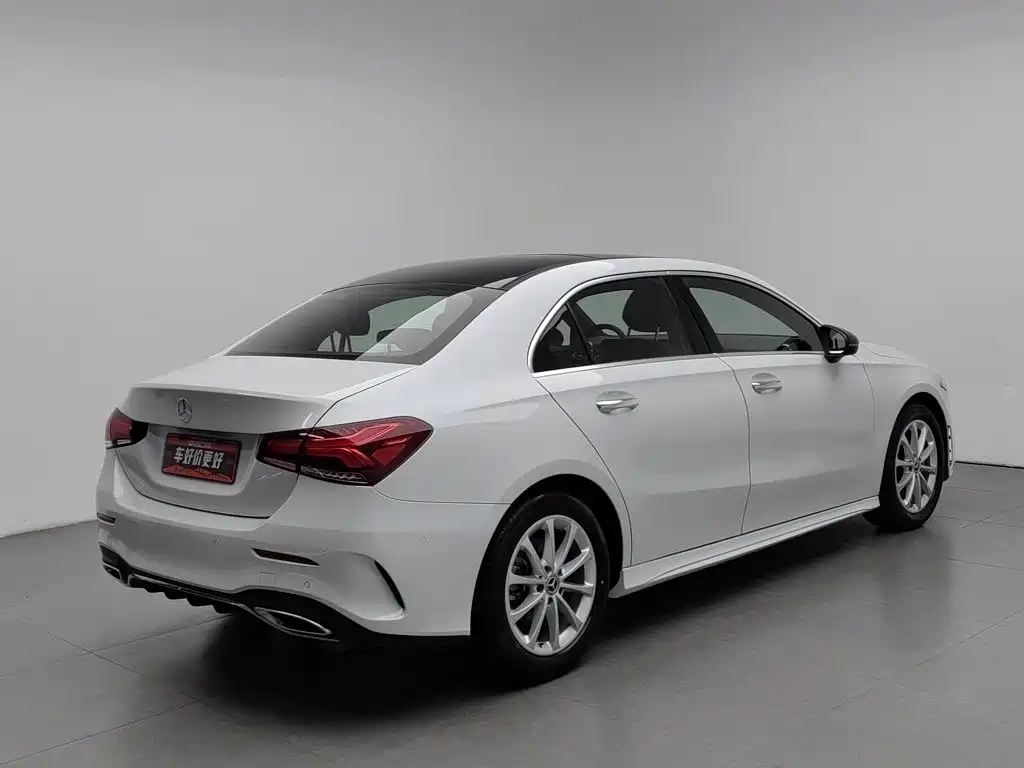 Mercedes-Benz A-Class — миниатюра 2