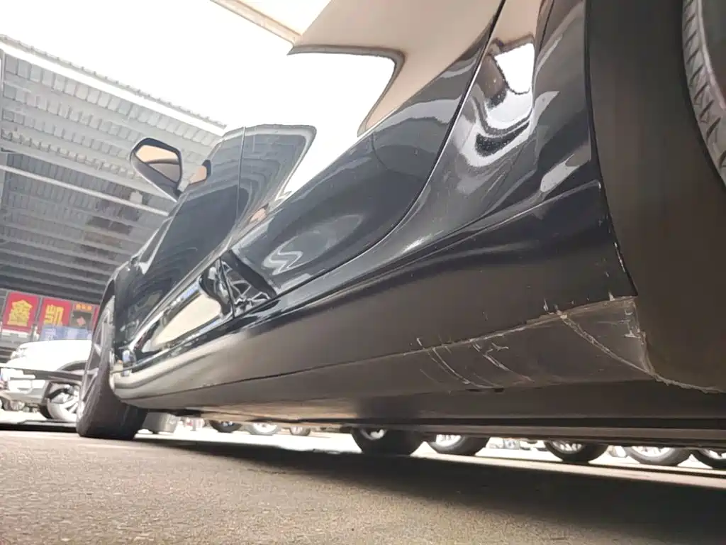 Tesla Model 3 — миниатюра 22