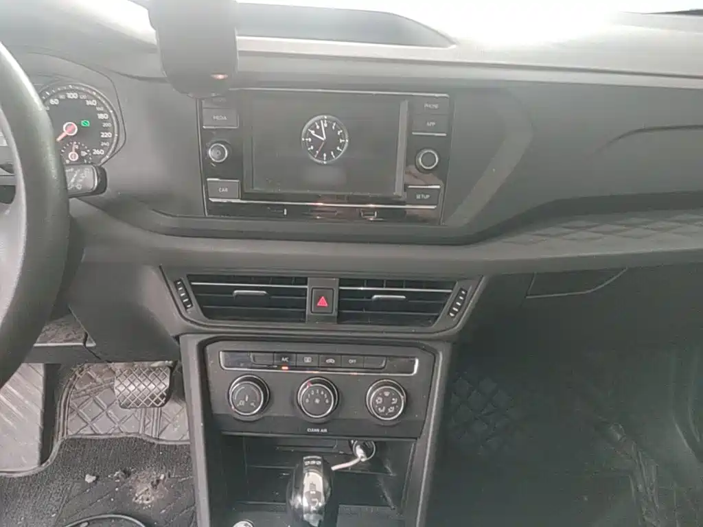 Volkswagen Tharu — миниатюра 9