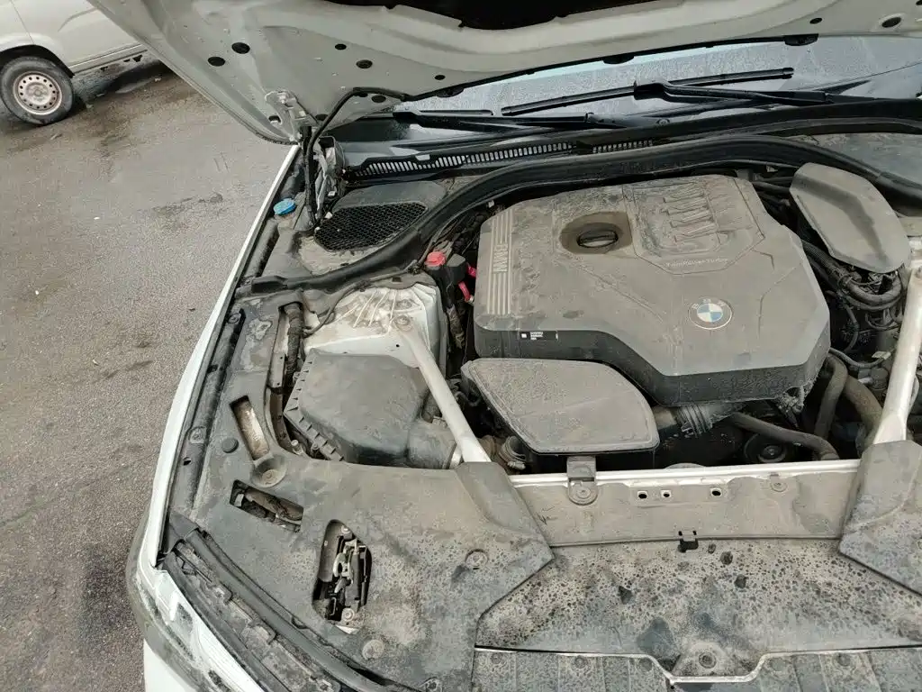 BMW 5 Series — миниатюра 20