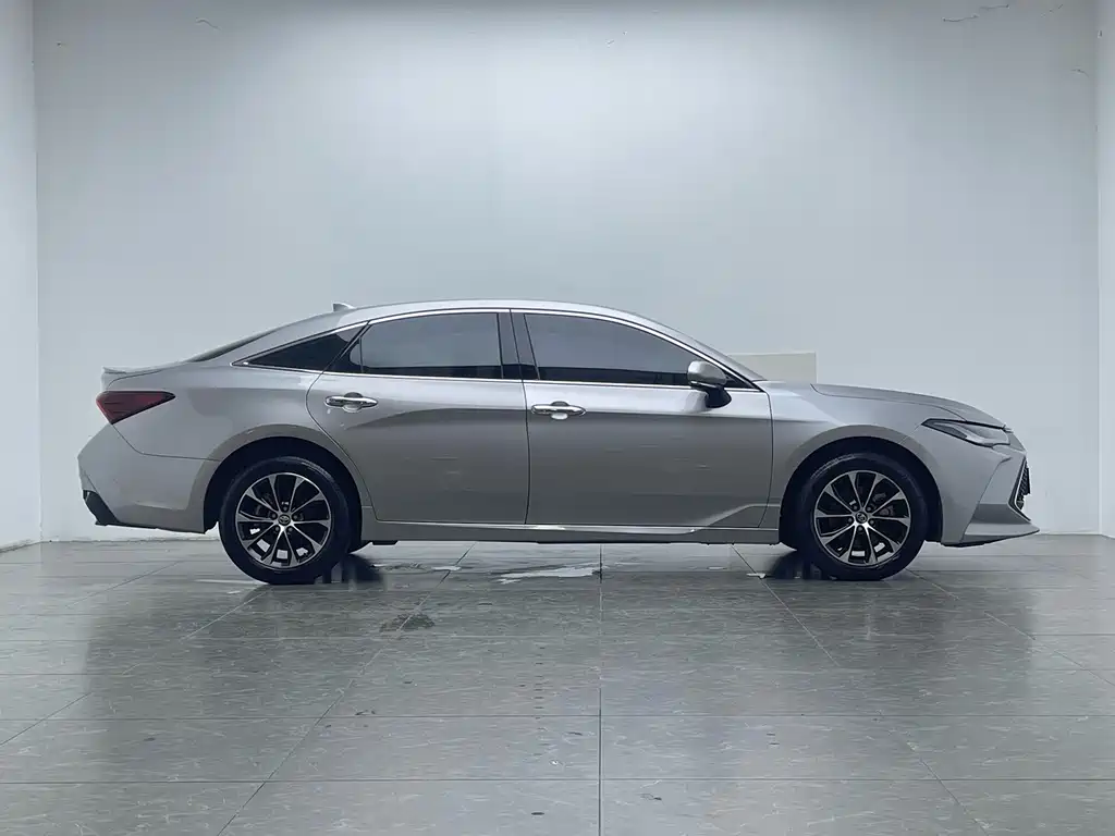 Toyota Avalon — миниатюра 9