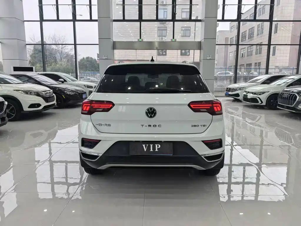 VOLKSWAGEN T ROC EXPLORING SONGS