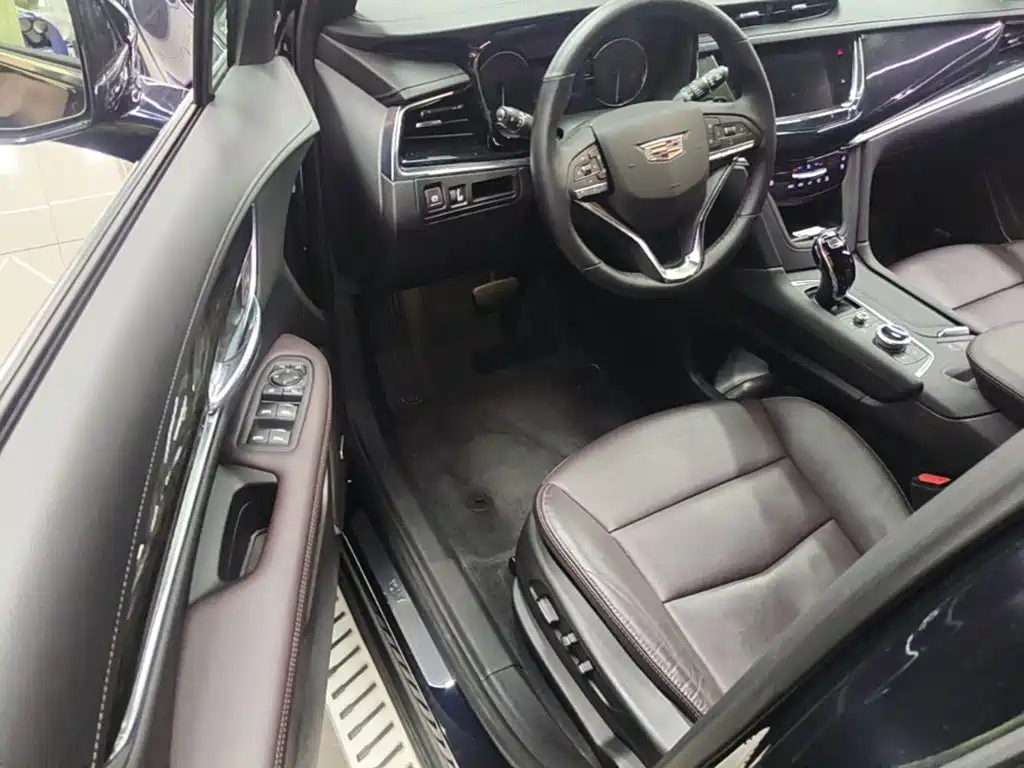 Cadillac XT6 — миниатюра 16