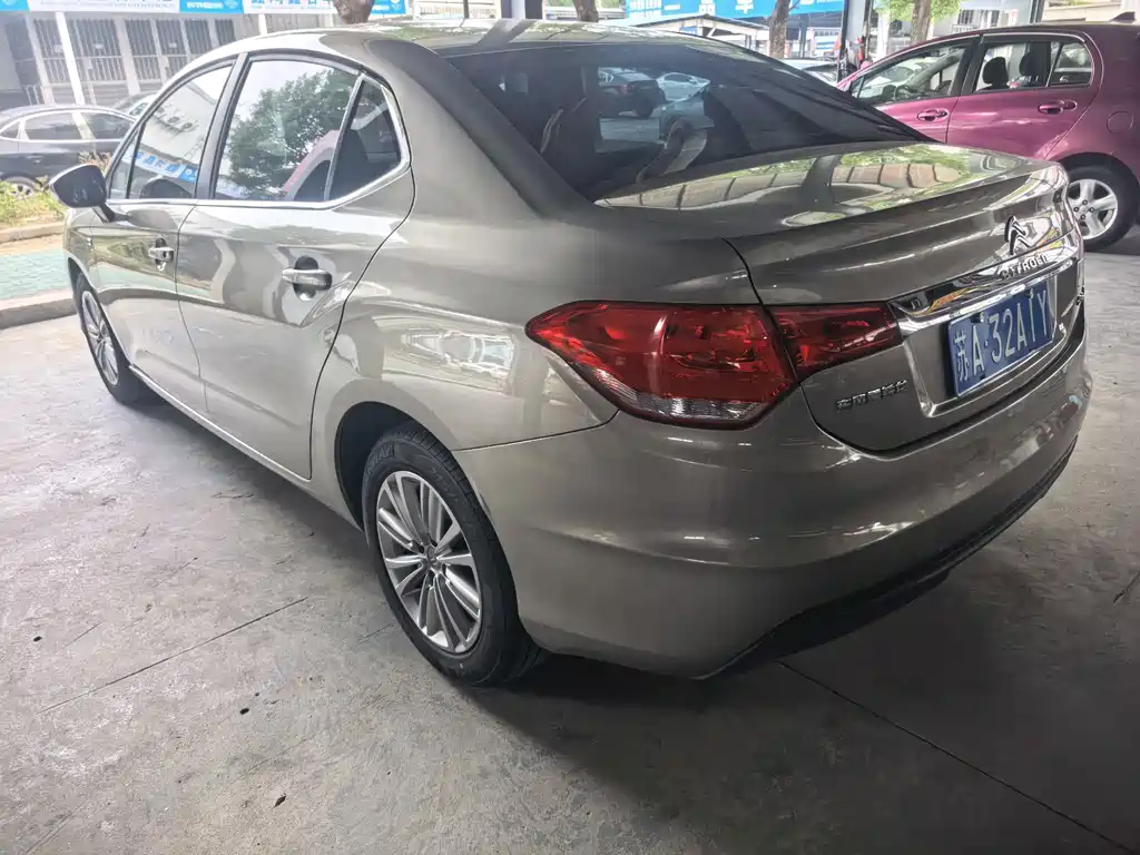 Citroen C4L — миниатюра 7