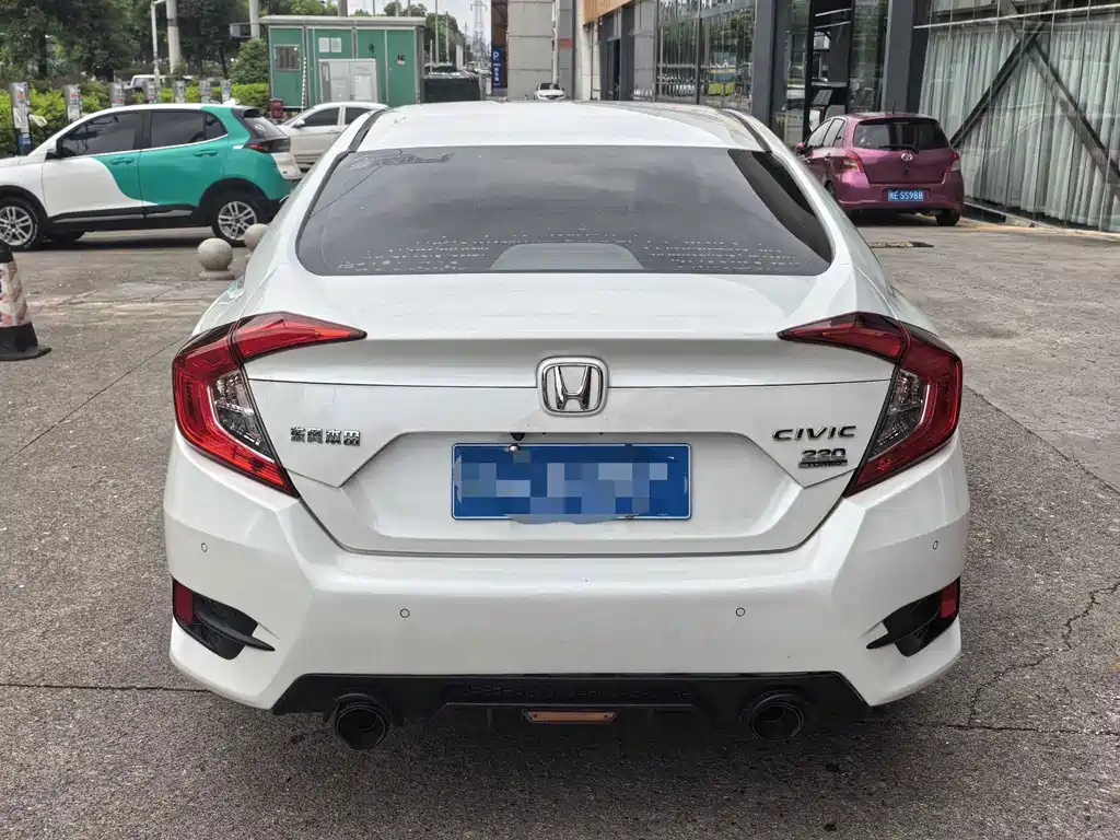 Honda Civic — миниатюра 4