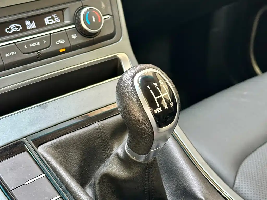 Geely Emgrand — миниатюра 30