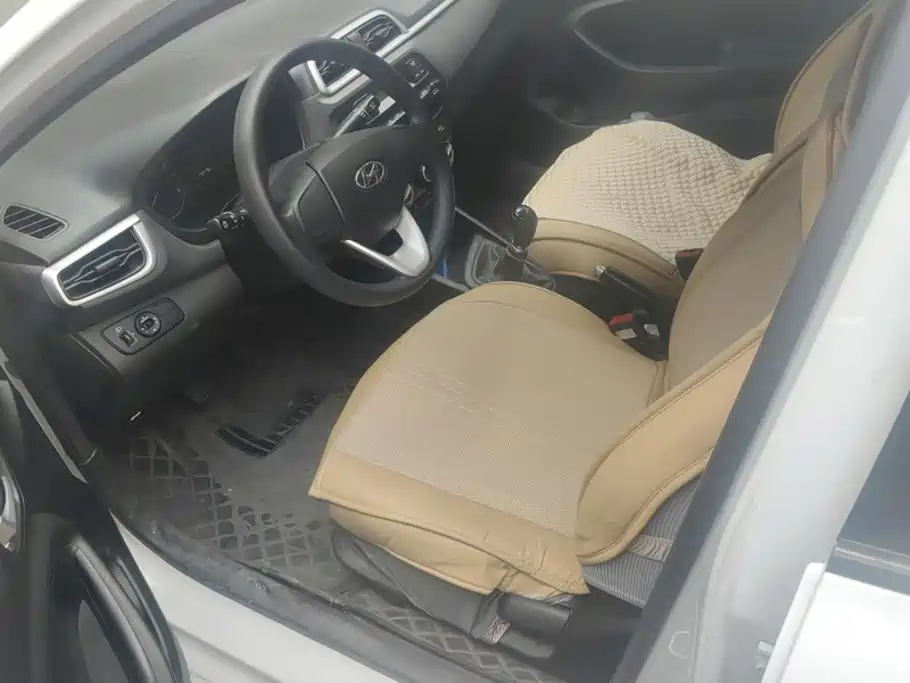 Hyundai Verna — миниатюра 9
