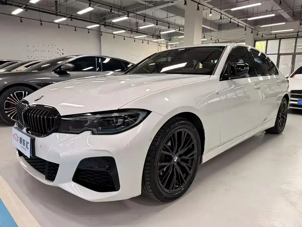 BMW 3 Series 2021