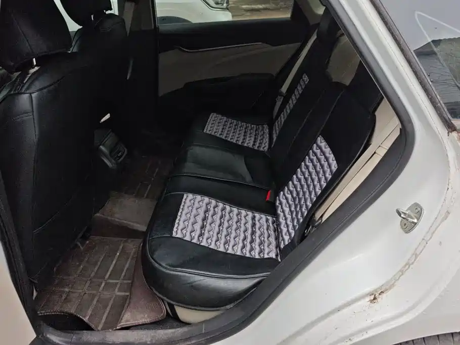 Buick Excelle — миниатюра 11