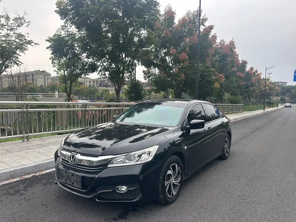 Honda Accord — миниатюра 3