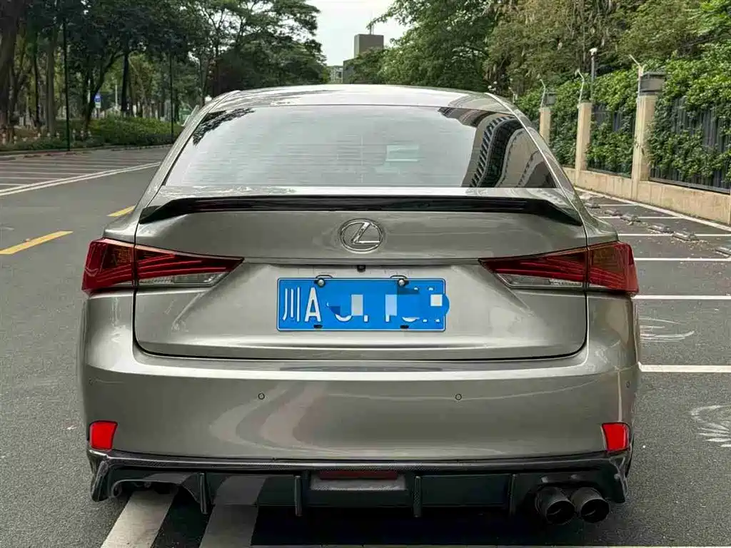 Lexus IS 2017 300 F SPORT