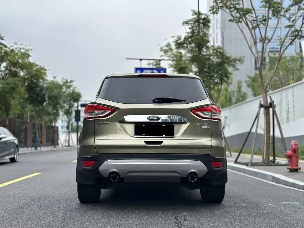 Ford Kuga — миниатюра 6