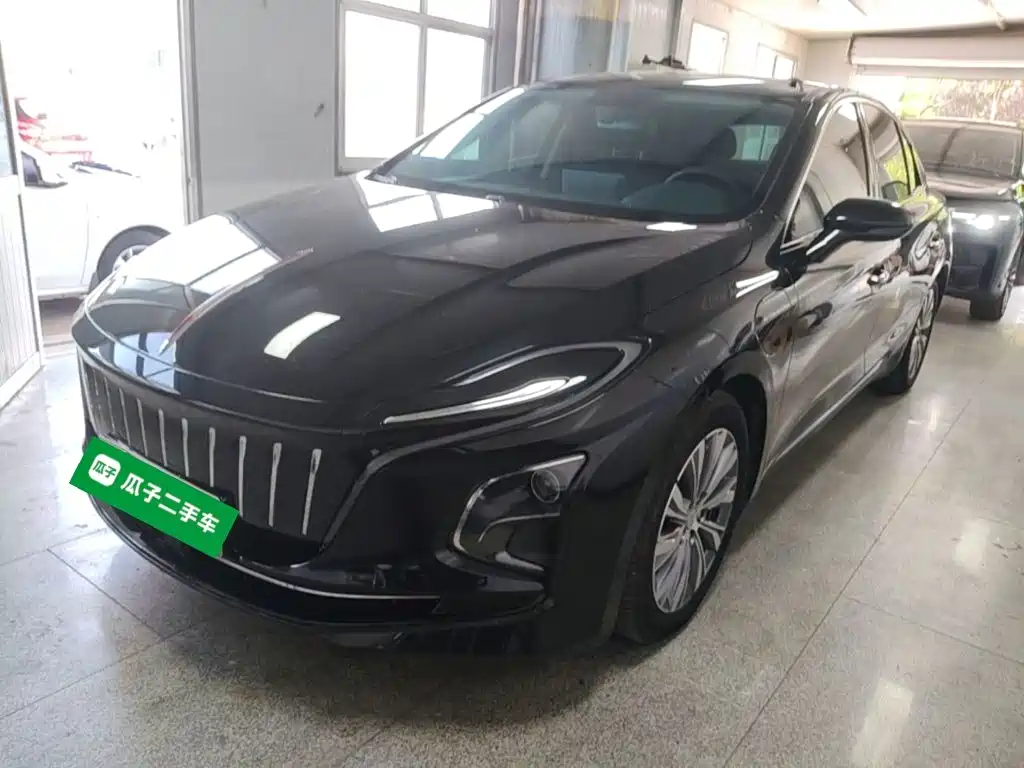 Hongqi Hongqi E-QM5