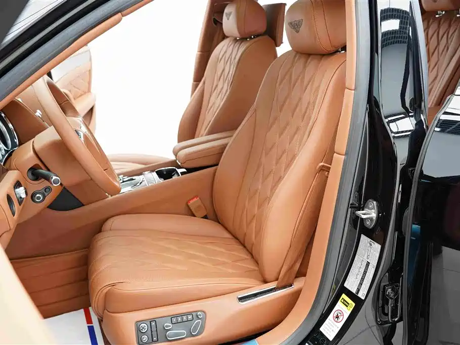 Bentley Flying Spur — миниатюра 5