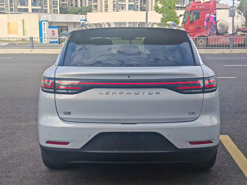 Leapmotor Leapmotor C11 — миниатюра 9