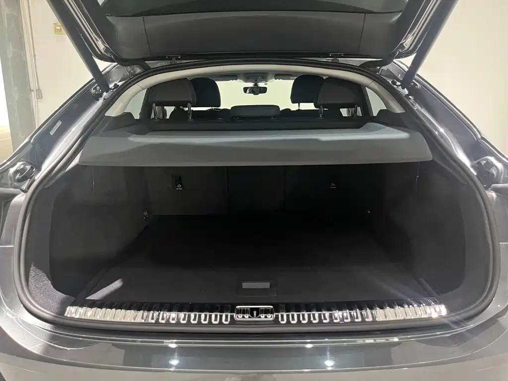 Audi Q3 Sportback — миниатюра 13
