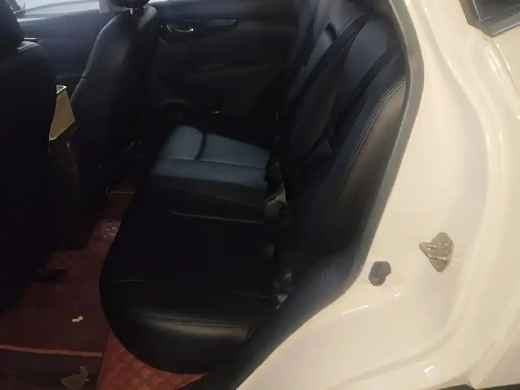 Nissan Qashqai — миниатюра 22