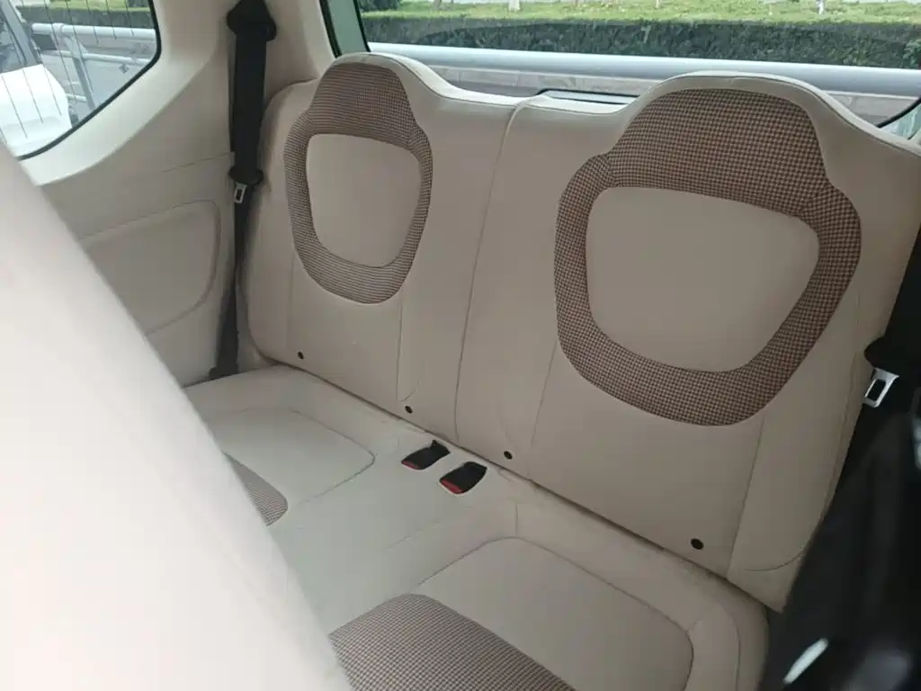 Wuling MINIEV — миниатюра 17