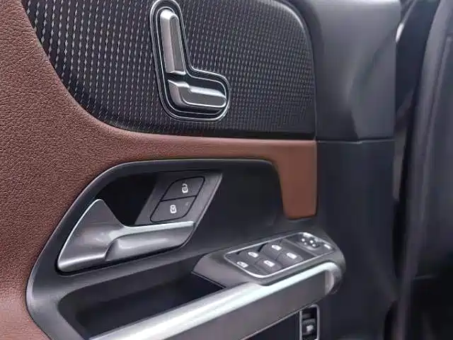 Mercedes-Benz GLB — миниатюра 6