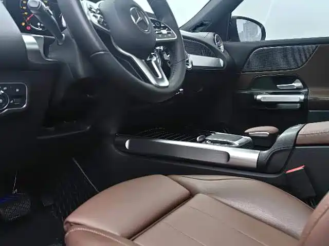 Mercedes-Benz GLB — миниатюра 5