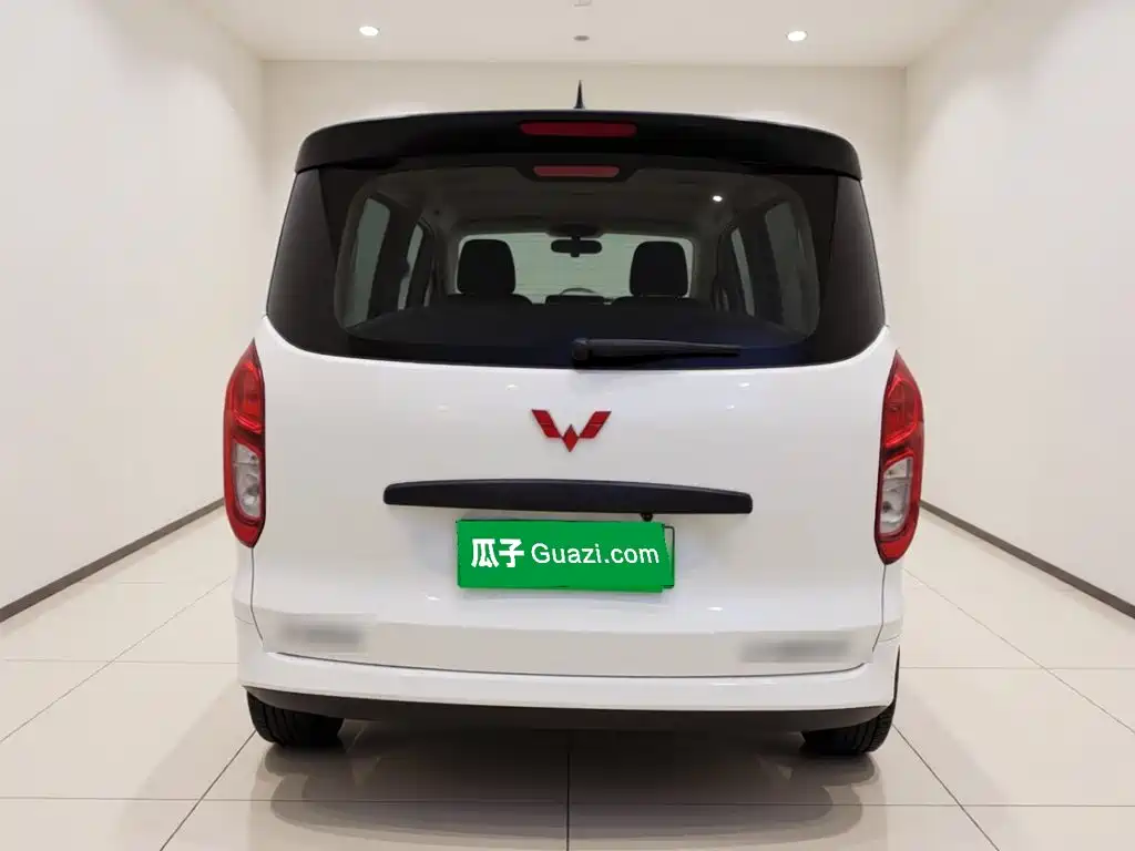 Wuling Hongguang EV — миниатюра 3