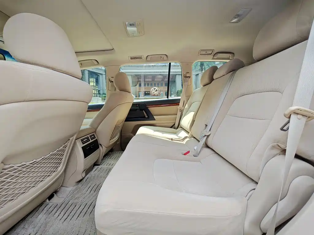 Toyota Land Cruiser — миниатюра 14