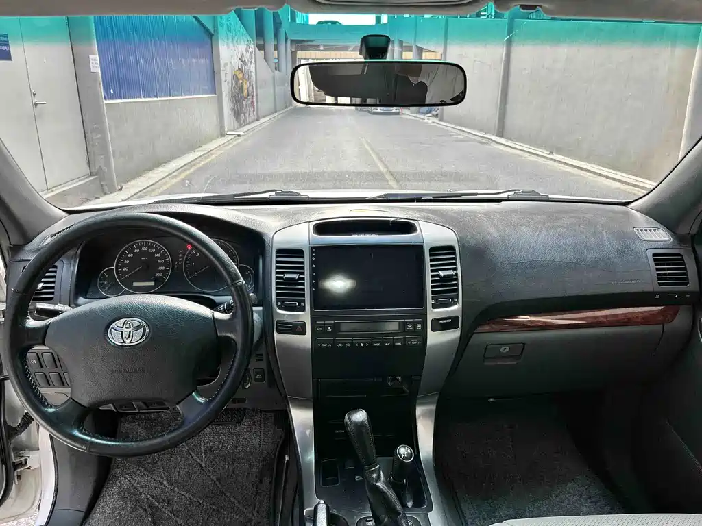 Toyota Prado (Import) — миниатюра 5
