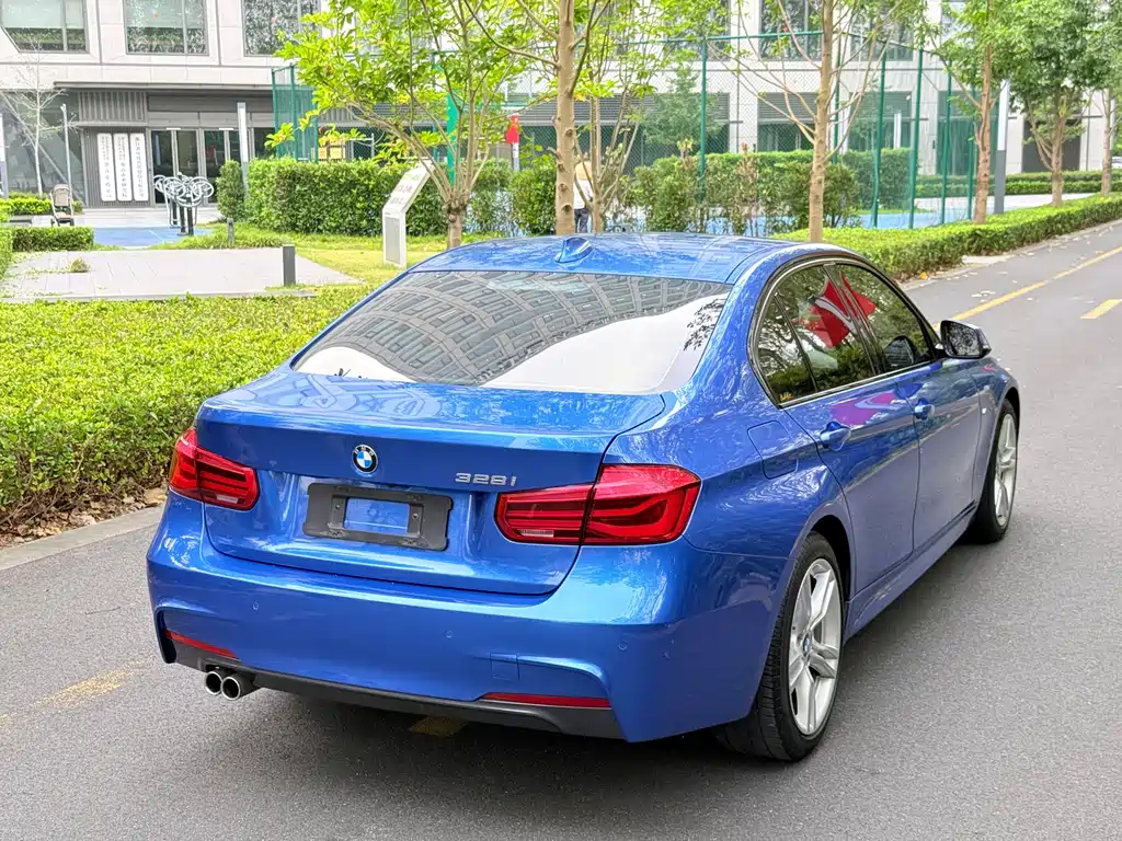 BMW 3 Series — миниатюра 5