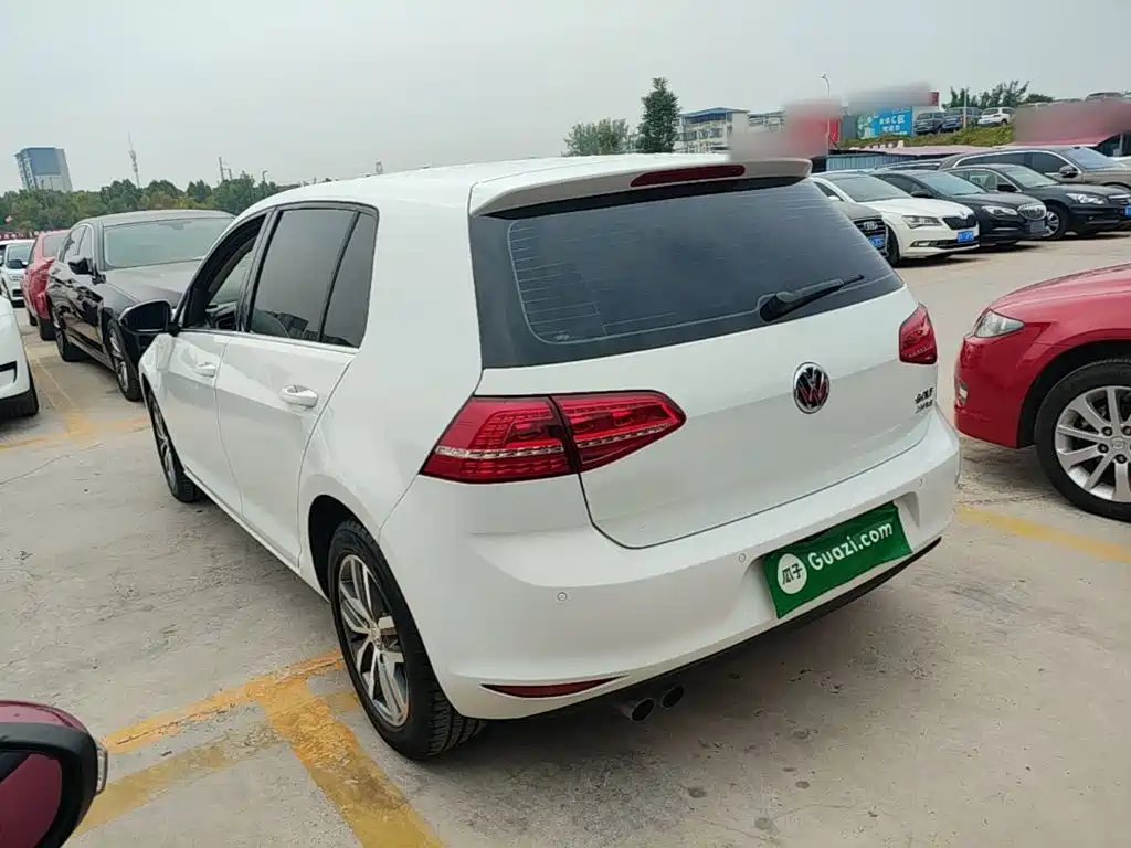 Volkswagen Golf — миниатюра 5