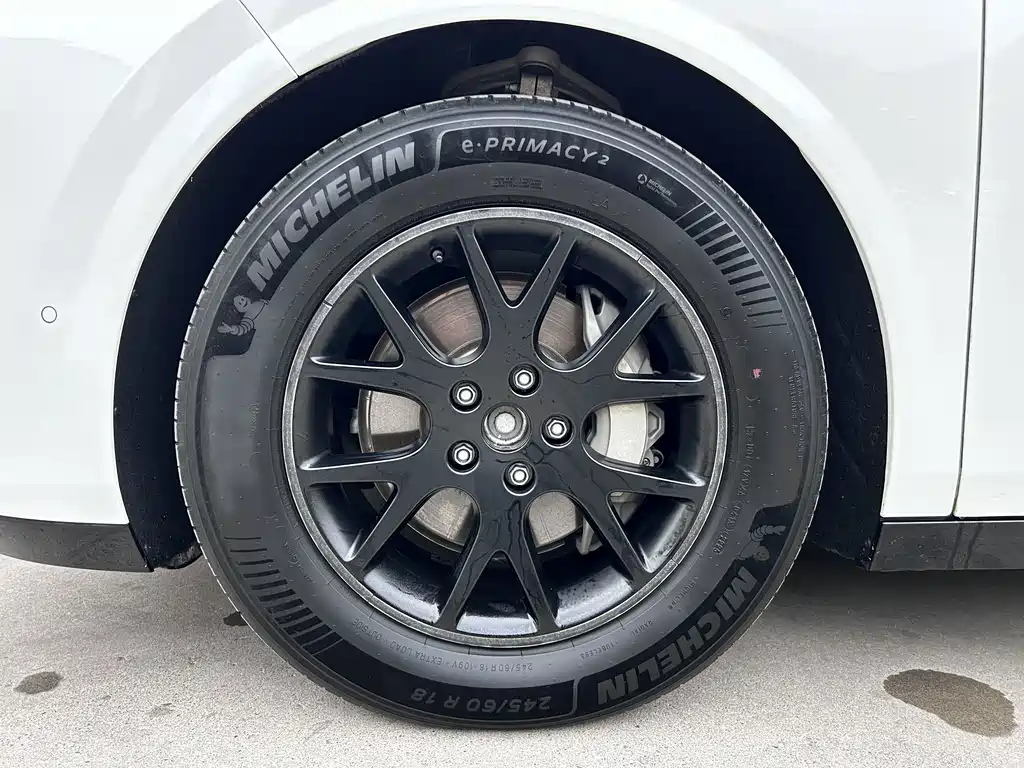 Li Auto Li MEGA — миниатюра 11