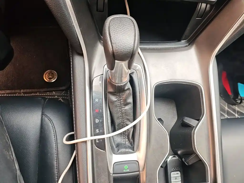 Honda Accord — миниатюра 14