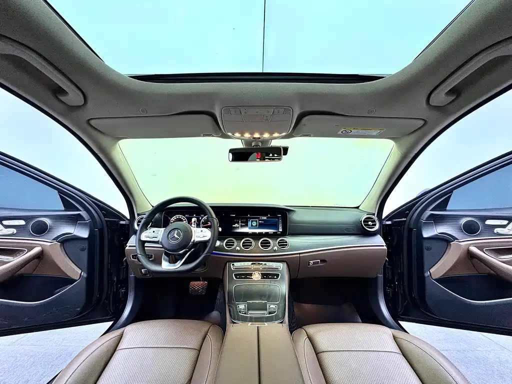 Mercedes-Benz E-Class — миниатюра 16