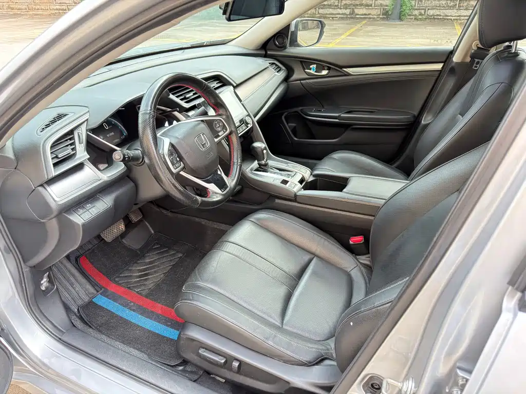 Honda Civic — миниатюра 7