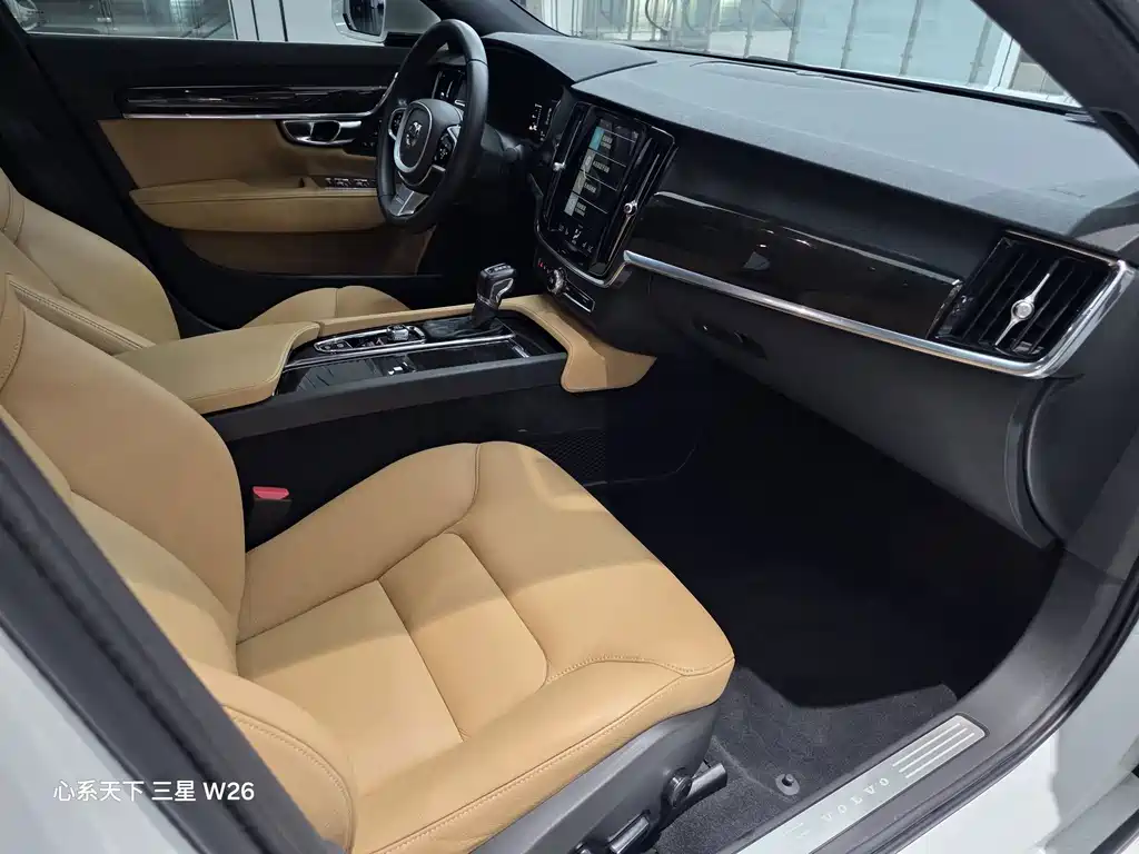 Volvo S90 — миниатюра 15
