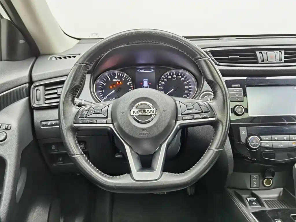 Nissan X-Trail — миниатюра 11