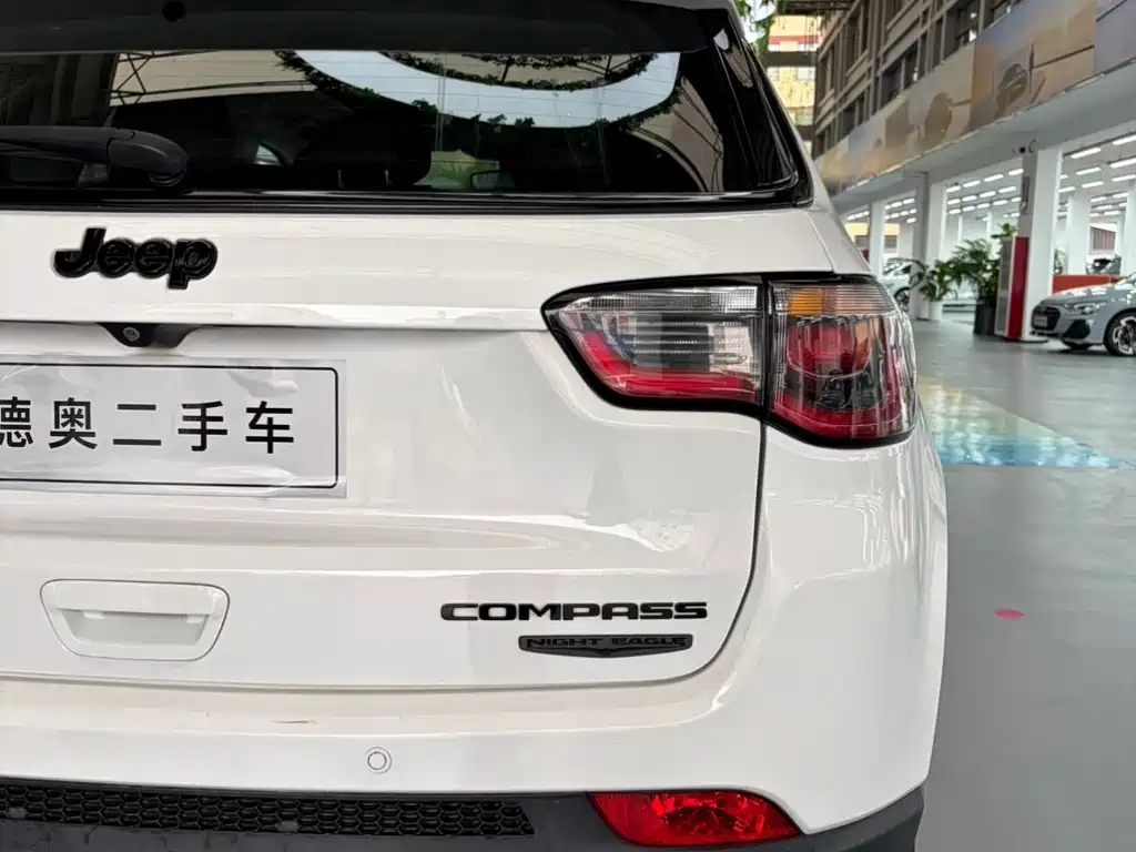 Jeep Compass — миниатюра 2