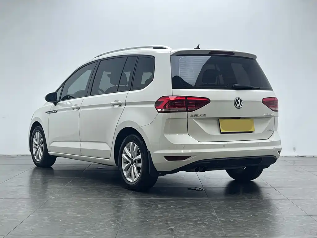 Volkswagen Touran — миниатюра 20