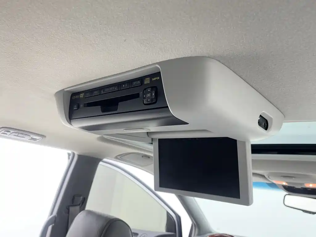 Toyota Sienna — миниатюра 16